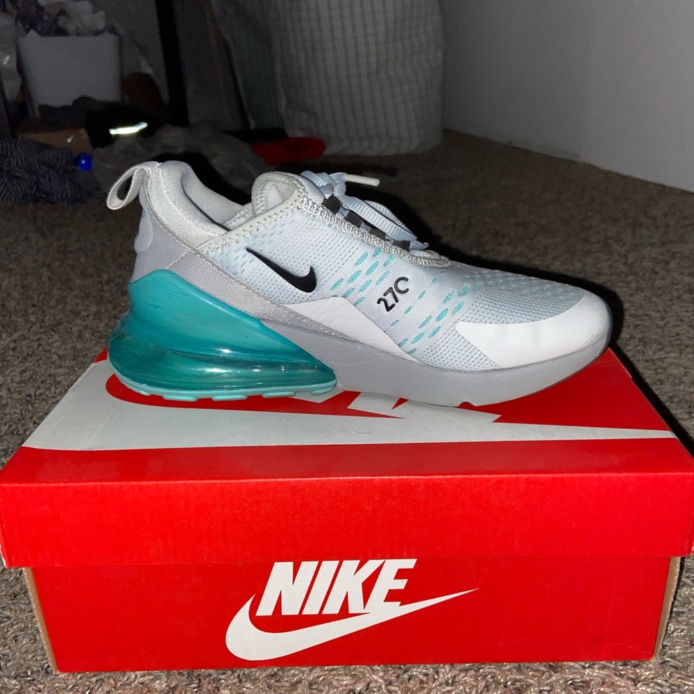 Air Max 270